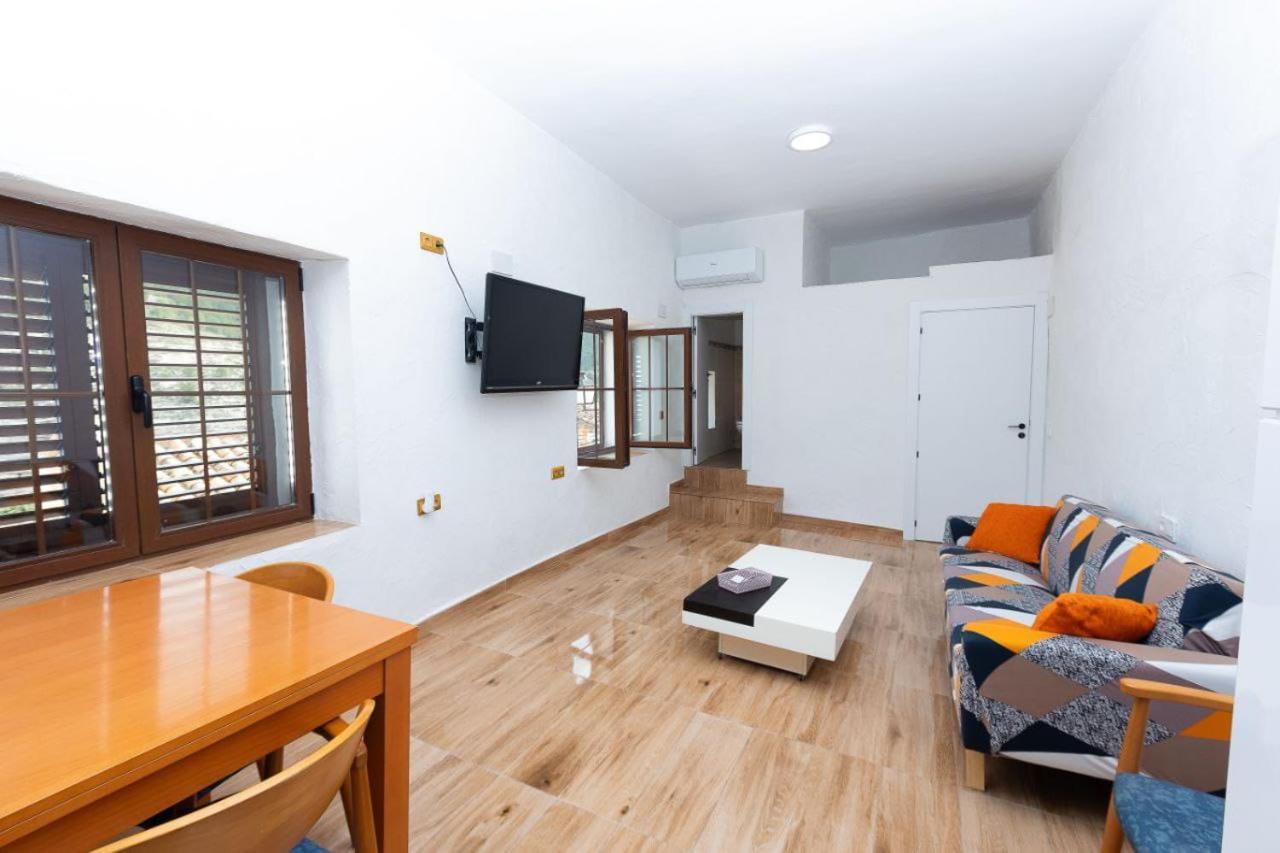 אלקלה דל חוקאר Casas Rurales Sagasta מראה חיצוני תמונה